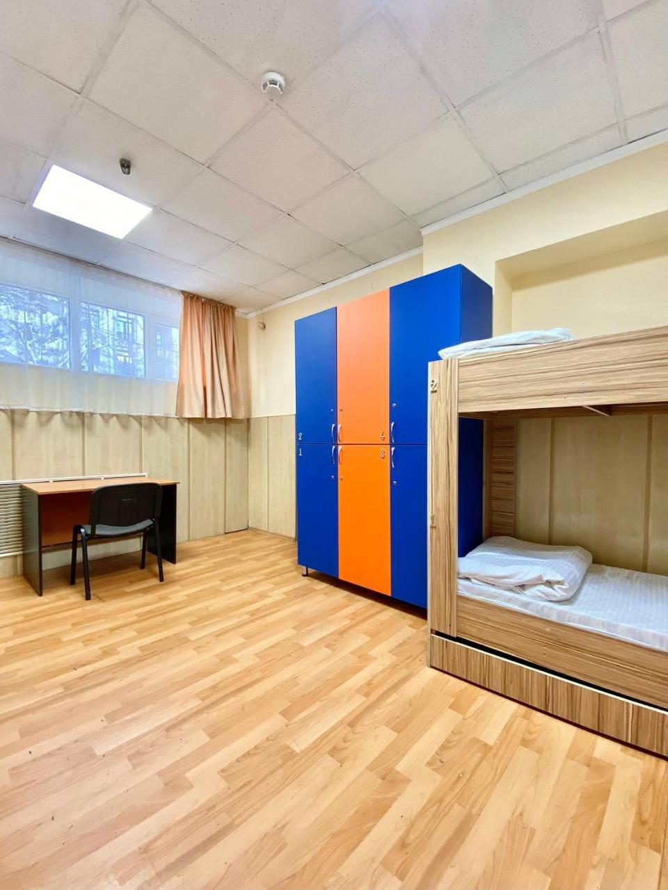 Alma-Ata Hostel Exteriér fotografie