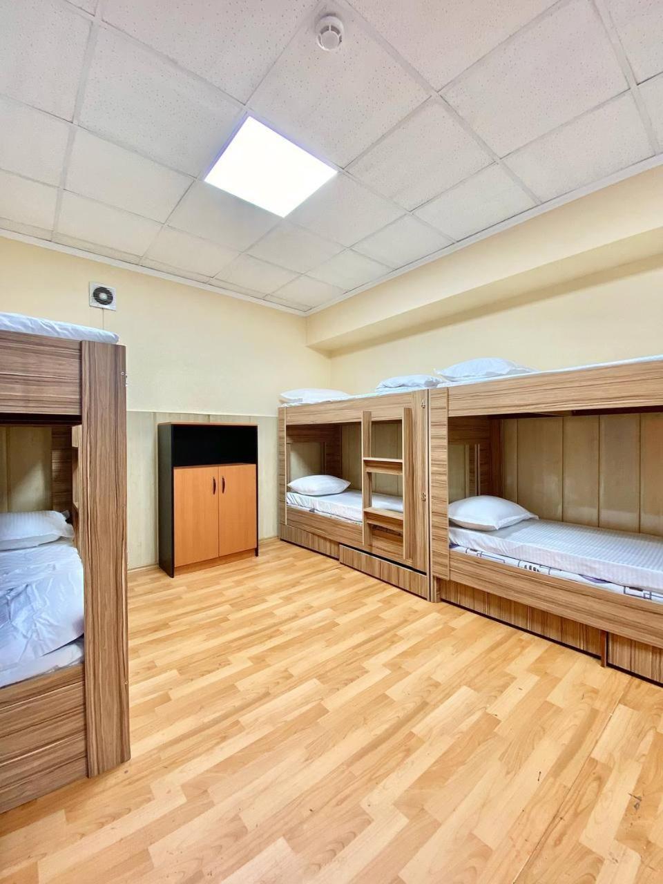 Alma-Ata Hostel Exteriér fotografie