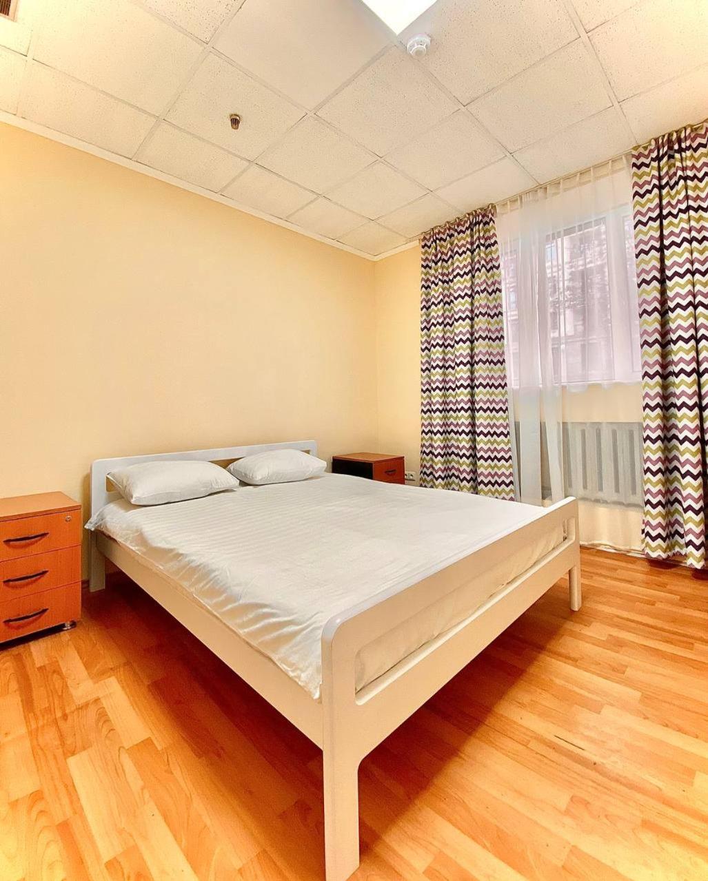 Alma-Ata Hostel Exteriér fotografie