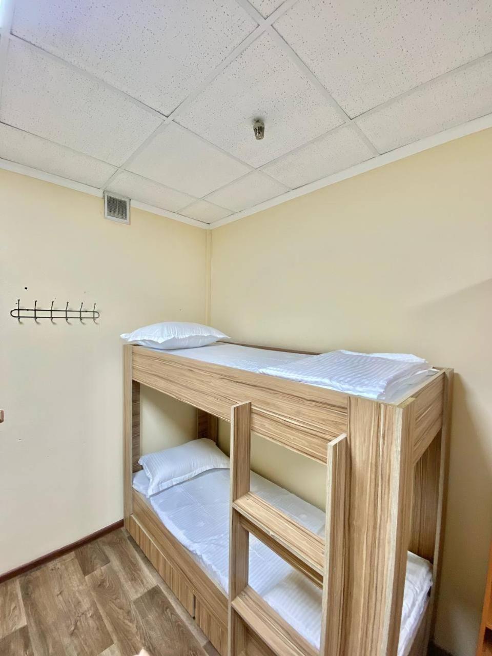 Alma-Ata Hostel Exteriér fotografie